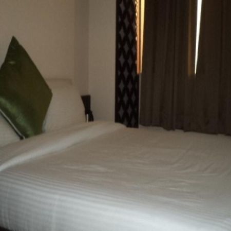Hotel R K International Λάκναου Εξωτερικό φωτογραφία